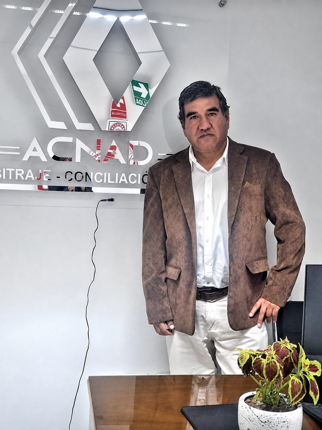 José Luis Aspilcueta Rojas durante su actividad institucional
